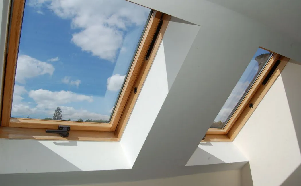 Jak wybrać odpowiednie okna dachowe do swojego domu